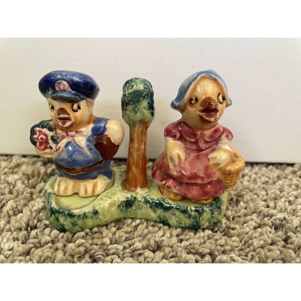 Vintage Anthropomorphic Ducks Couple Salt and Pepper Shakers Occupied Japan Set
